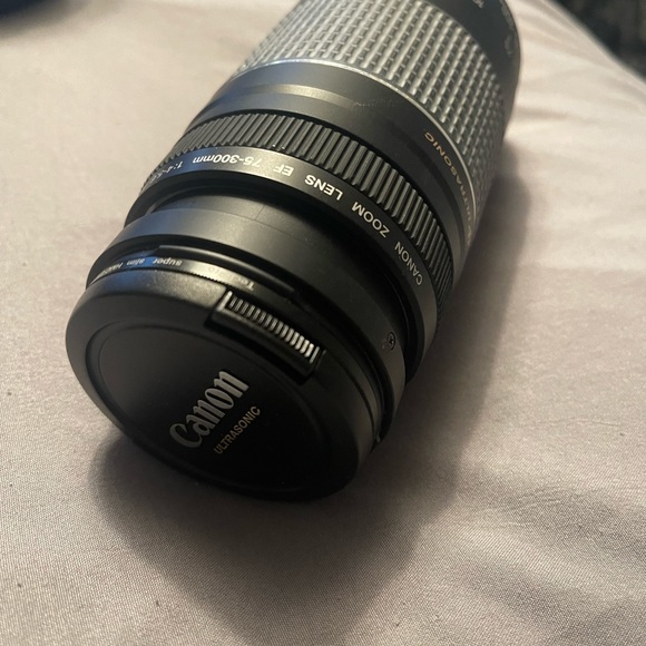 Cannon t3i dslr with macro and zoom lens included plus fee camera bag - Picture 7 of 7